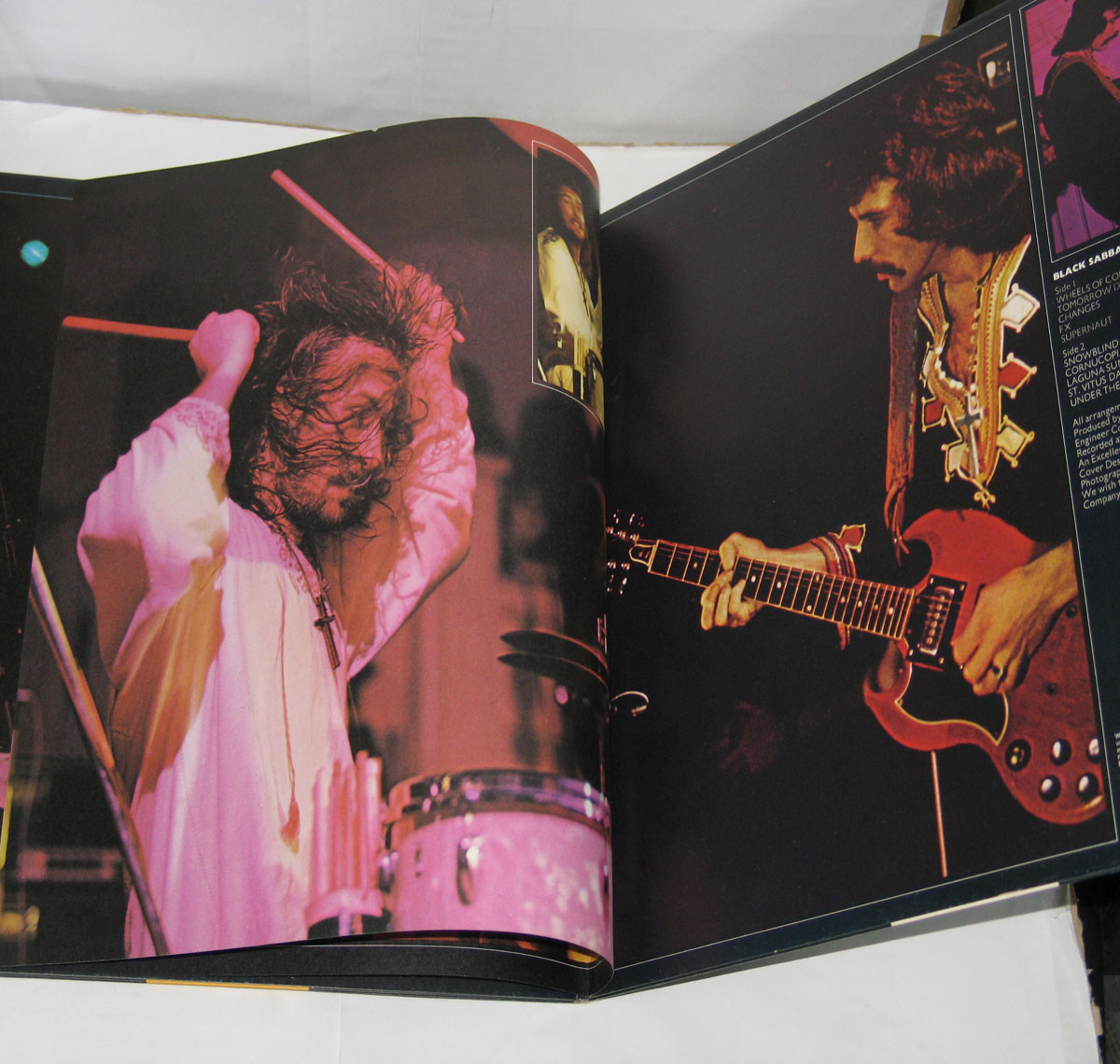 High Resolution Photo BLACK SABBATH - Vol 4 (1972, UK) 